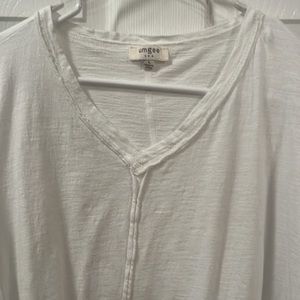 Umgee white oversized comfy top. Size L